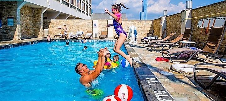 Best Philadelphia Hotels with a Pool - Center City & University City