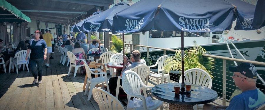 The Raw Bar on Fisherman's Wharf in Cape May