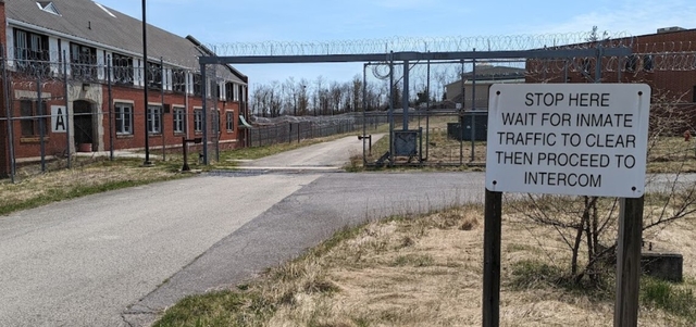 Exploring the Abandoned Cresson State Prison 