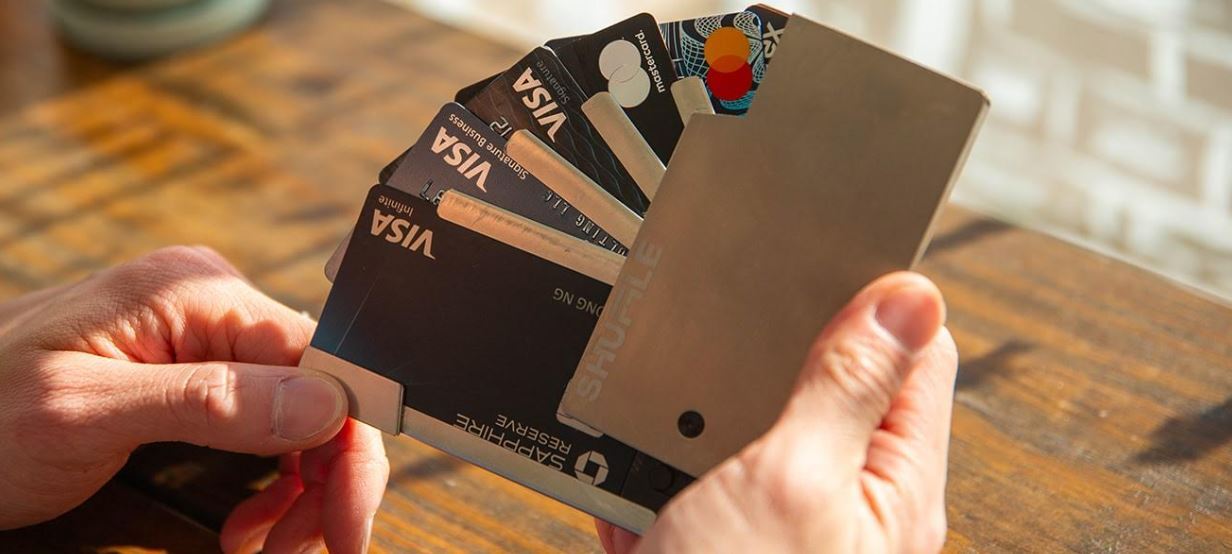 Minimalist Wallets and Durable Gear