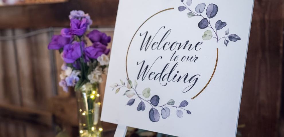 The Welcome Party That Wins: Set the Tone Before the Aisle Walk
