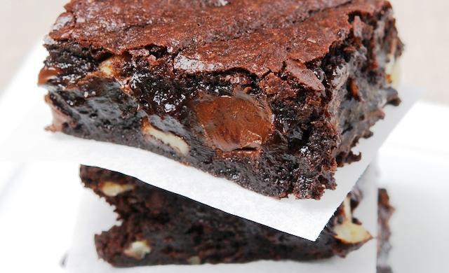 Fudgy Fig-Nut Brownies Simple & Easy 