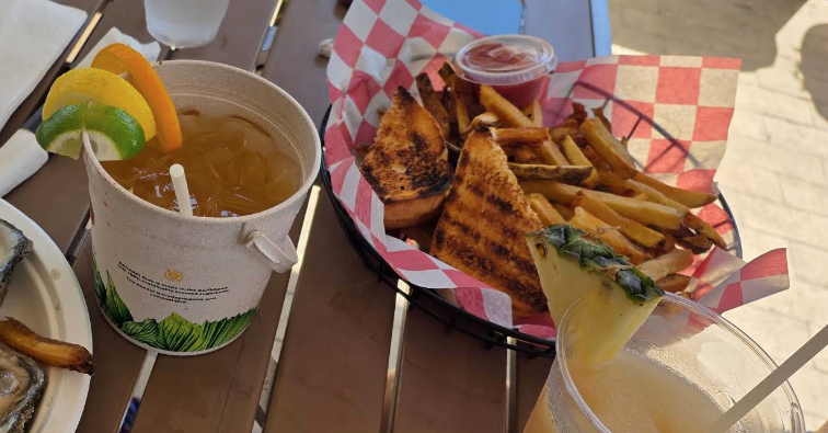 Red Fox Beach Bar & Grill