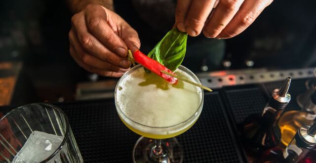 South Street's Destination for Innovative Drinks