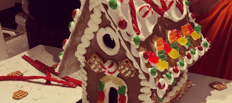 Barry’s Buns Gingerbread House Workshops