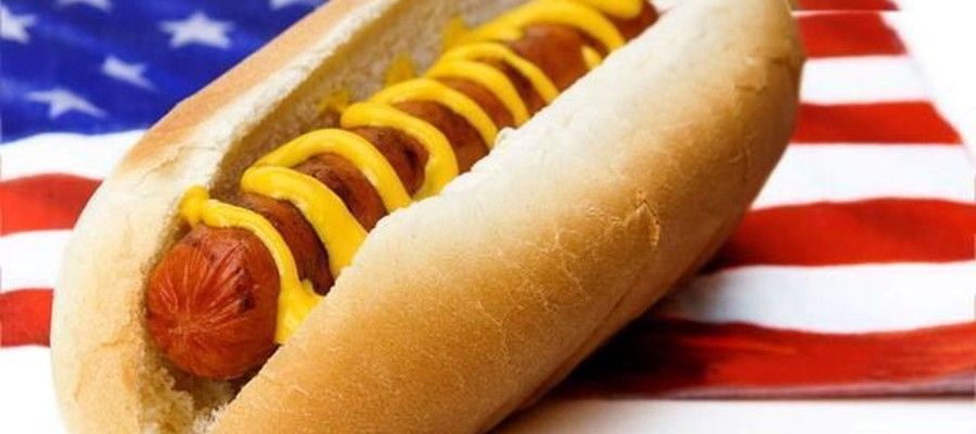 How Long Do You Boil Hot Dogs?