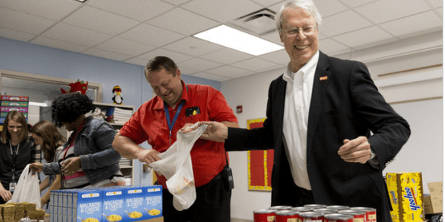 US Mayors Combat Weekend Hunger Across the Nation