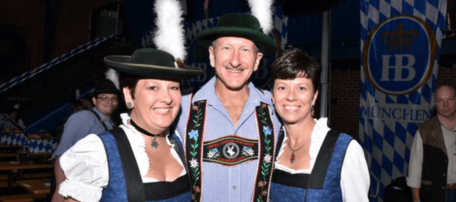 Brauhaus Schmitz Hosts the Region's Largest New Oktoberfest