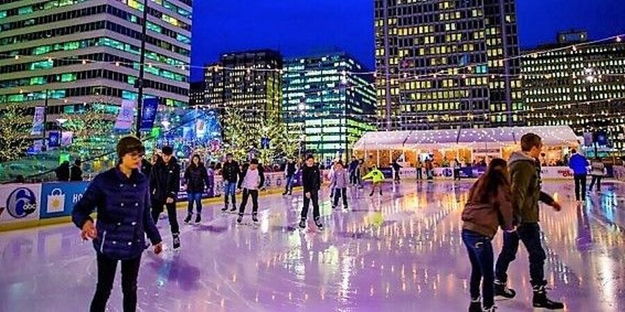Rothman Institute Ice Rink at Dilworth Plaza