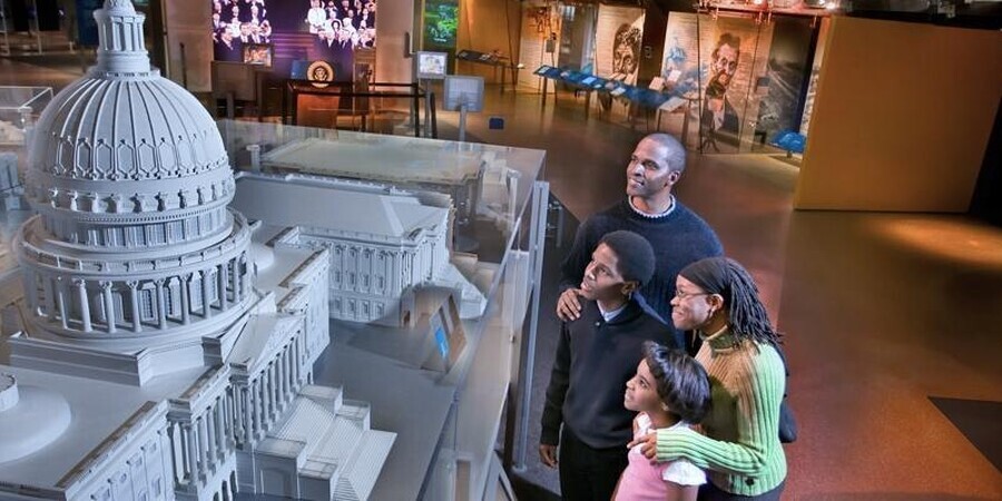 National Constitution Centers: Headed to the White House Exhibit 