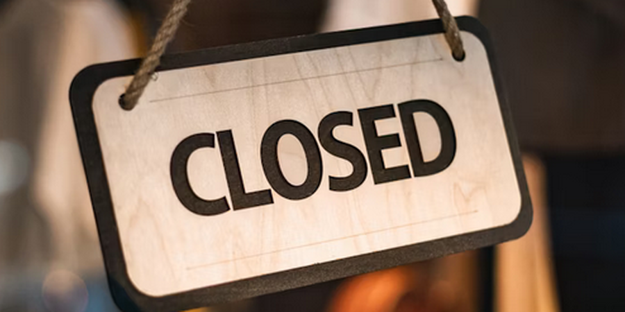 3 Major Restaurant Chains Closing Doors in Illinois