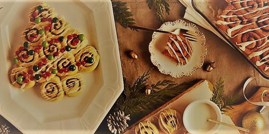 Cinnamon Roll Christmas Trees - These are easy to make ahead. You have two choices: you can make the dough and chill up to 2 days, then shape, let rise and bake, as described in the recipe, OR you can make the dough