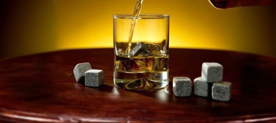 Whiskey Stones Gift Idea's For the Whisky Drinker