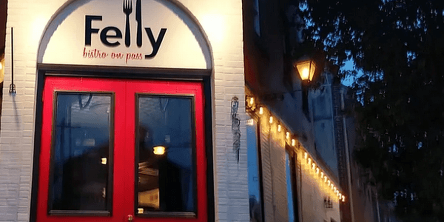 Felly Bistro on Pass