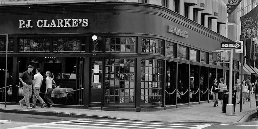 P.J. Clarke’s Opens Its Doors in Philadelphia 