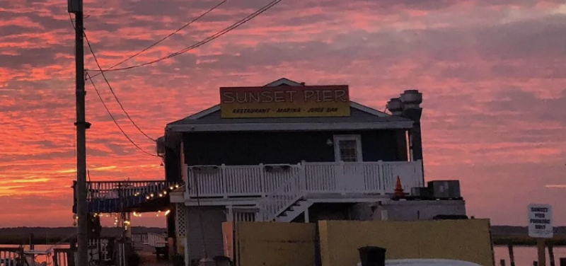 Sunset Pier Sea Isle City: Bayside Breakfast, Seafood & Views 