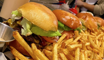 Juicy Smash Burgers & Bagel Sandwiches 
