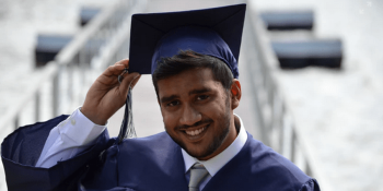 How to Plan a Graduation Dinner Party